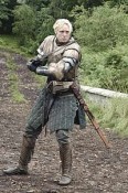 Game-of-Thrones-Brienne-at-the-Ready-681x1024